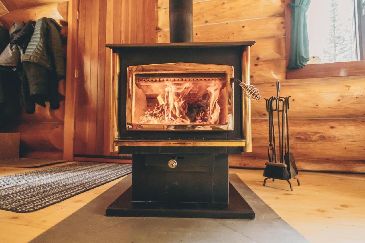 Rocky Mountain Escape Dome & Log Cabin Rentals - Rock Lake Rock Lake Lodge Provincial Park Exteriör bild